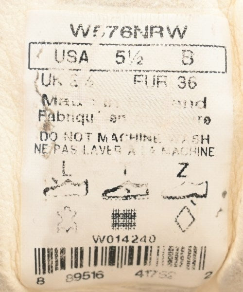 New Balance รองเท้าผ้าใบ