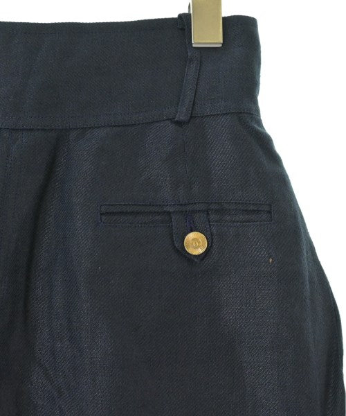 CHANEL กระโปรงยาวถึงเข่า