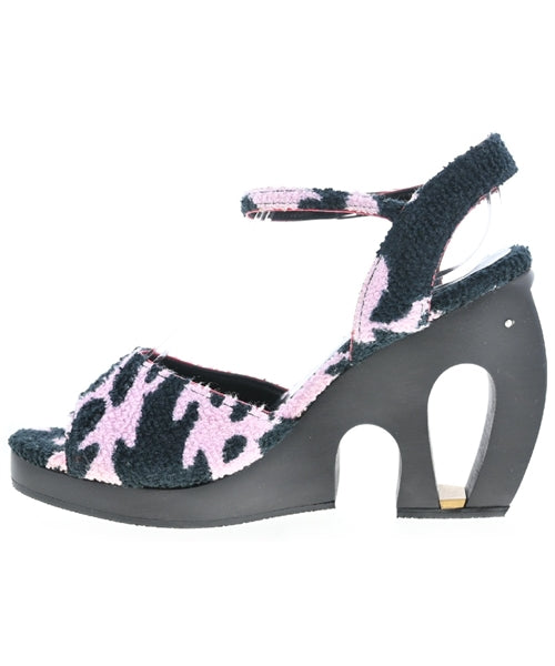 CHANEL รองเท้าแตะ