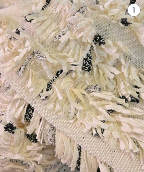 CHANEL เสื้อกันหนาว