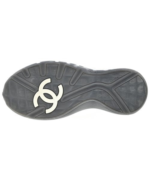 CHANEL รองเท้าผ้าใบ