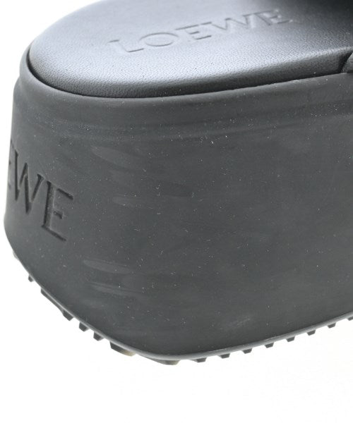 LOEWE รองเท้าแตะ