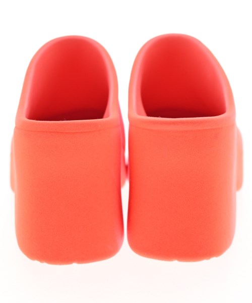 LOEWE รองเท้าแตะ