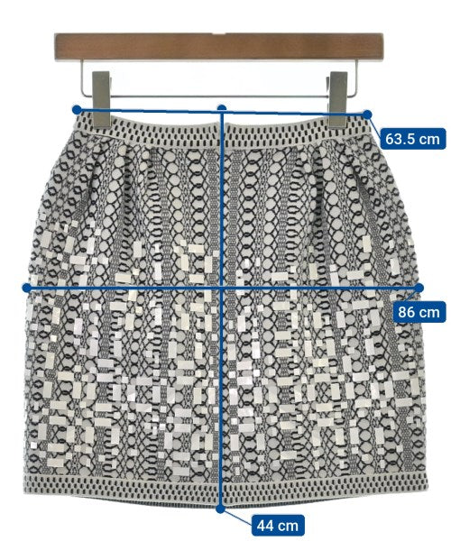 CHANEL กระโปรงยาวถึงเข่า