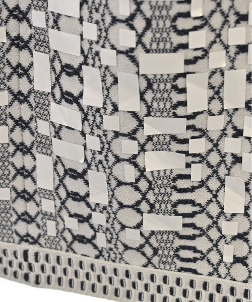 CHANEL กระโปรงยาวถึงเข่า