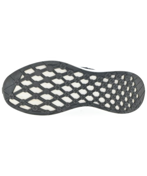 CHANEL รองเท้าผ้าใบ