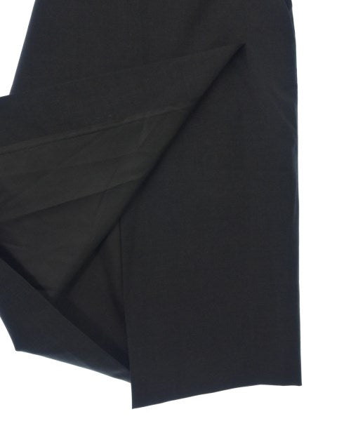 PRADA กระโปรงยาวถึงเข่า