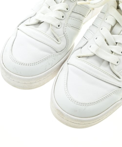 PRADA รองเท้าผ้าใบ