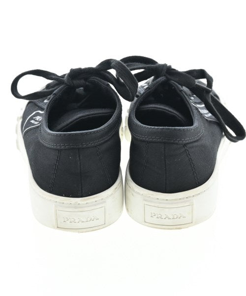 PRADA รองเท้าผ้าใบ