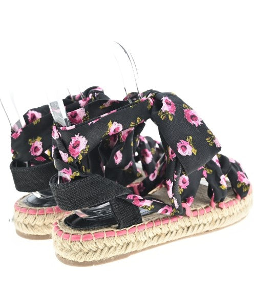 PRADA รองเท้าพื้นเชือกสาน