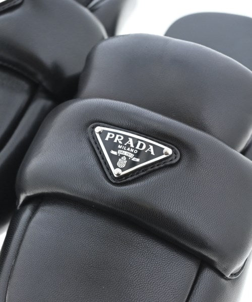 PRADA รองเท้าแตะ