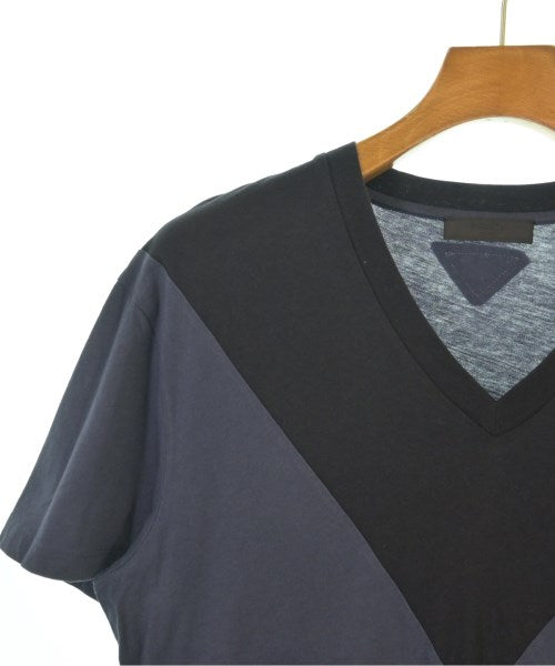 PRADA เสื้อยืด/เสื้อท็อปส์