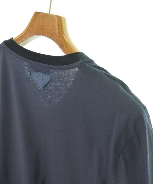 PRADA เสื้อยืด/เสื้อท็อปส์