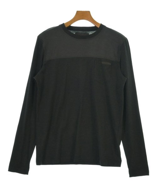 PRADA เสื้อยืด/เสื้อท็อปส์
