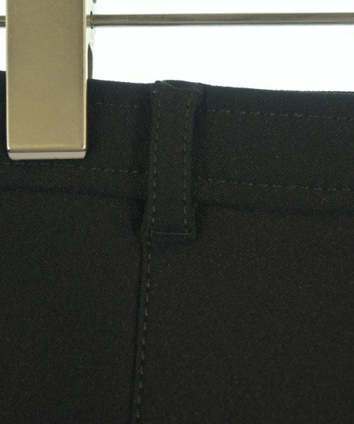 PRADA กระโปรงยาวถึงเข่า