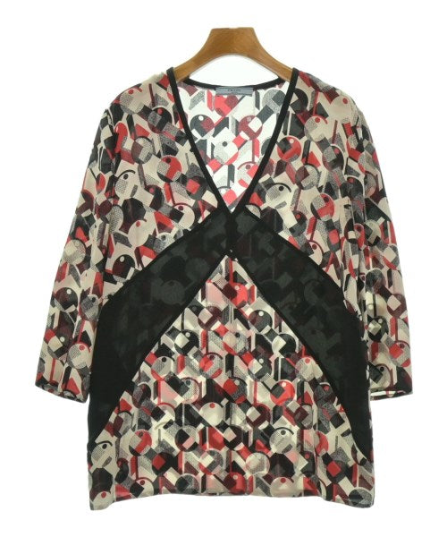 PRADA เสื้อสตรี