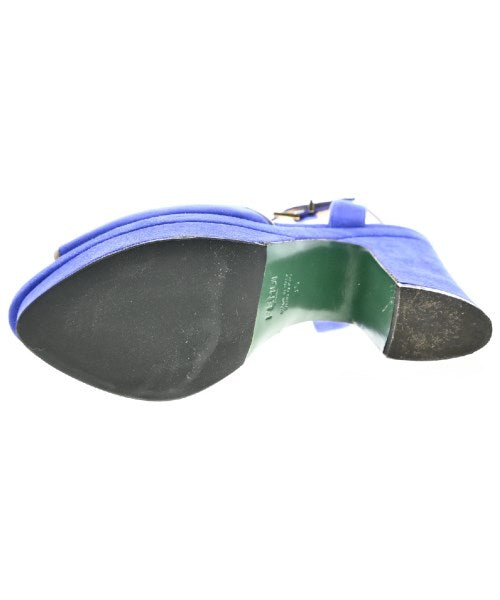 FENDI รองเท้าแตะ