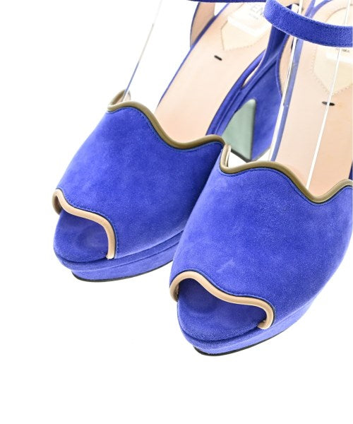 FENDI รองเท้าแตะ