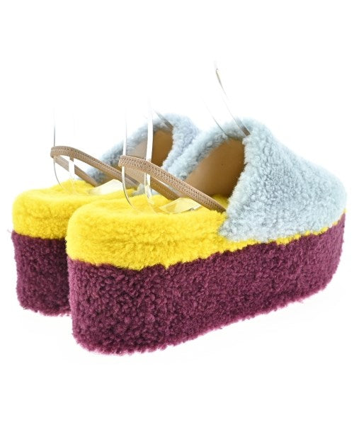 FENDI รองเท้าส้นสูง