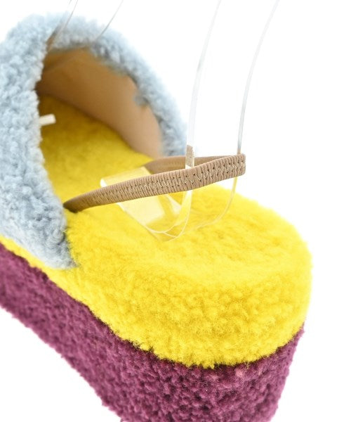 FENDI รองเท้าส้นสูง