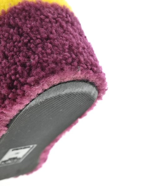 FENDI รองเท้าส้นสูง