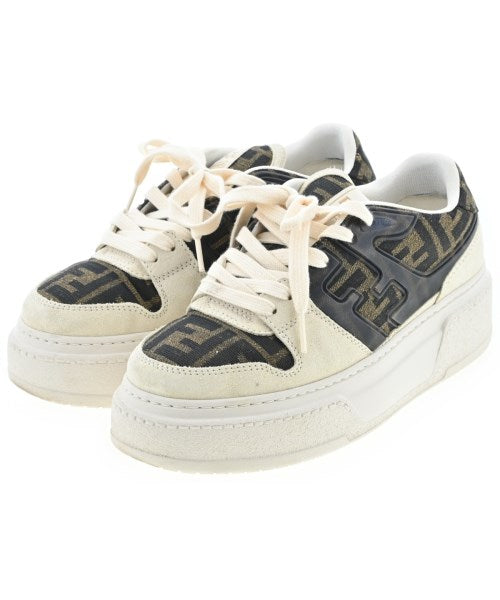 FENDI รองเท้าผ้าใบ