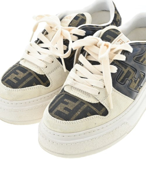 FENDI รองเท้าผ้าใบ