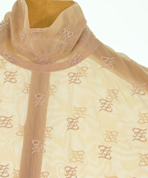 FENDI เสื้อยืด/เสื้อท็อปส์