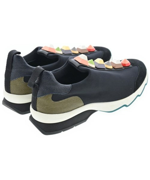 FENDI รองเท้าผ้าใบ