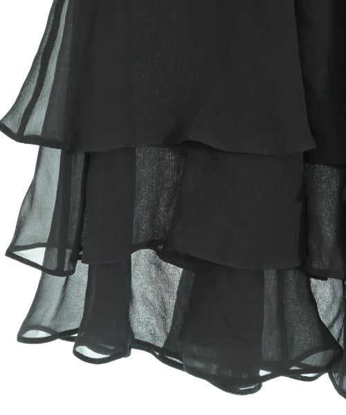 EMPORIO ARMANI กระโปรงยาวถึงเข่า