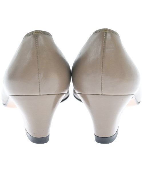 Salvatore Ferragamo รองเท้าส้นสูง