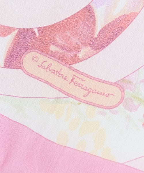 Salvatore Ferragamo ผ้าคลุมไหล่