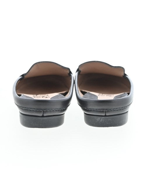 Salvatore Ferragamo รองเท้าแตะ