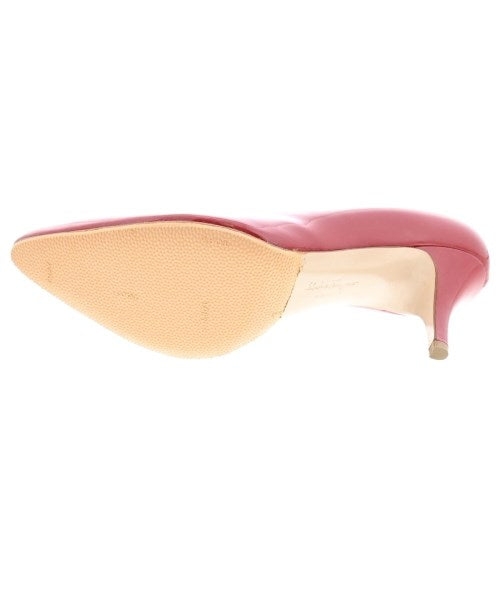 Salvatore Ferragamo รองเท้าส้นสูง