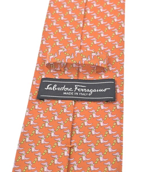 Salvatore Ferragamo เนคไท
