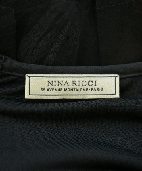 NINA RICCI กระโปรงยาวถึงเข่า