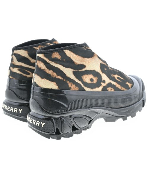 BURBERRY รองเท้าผ้าใบ