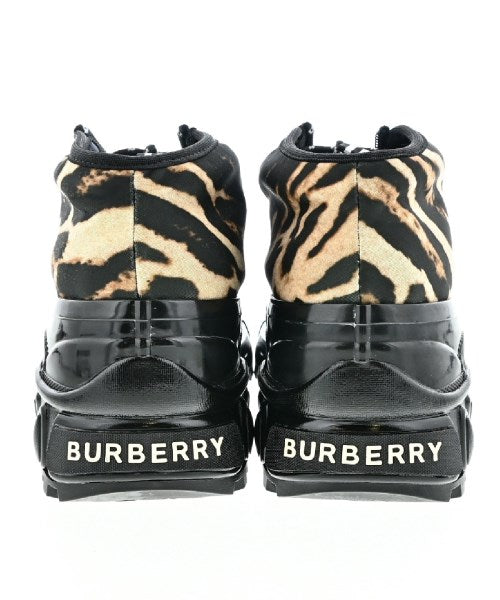 BURBERRY รองเท้าผ้าใบ