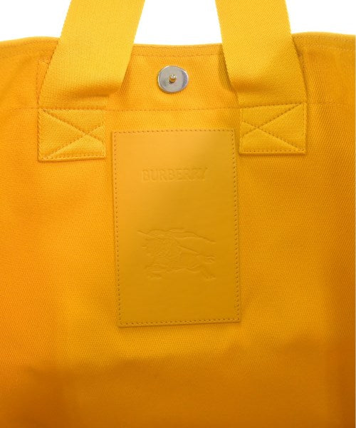 BURBERRY กระเป๋าถือขนาดใหญ่