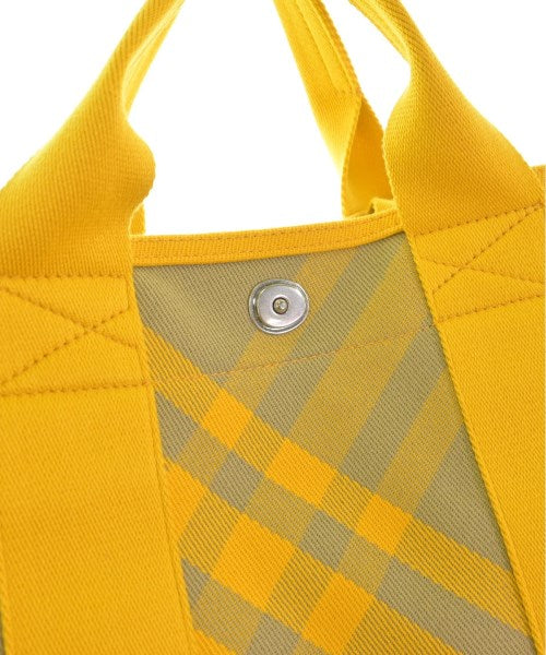 BURBERRY กระเป๋าถือขนาดใหญ่