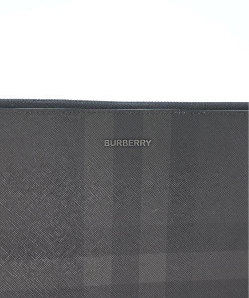 BURBERRY คลัตช์
