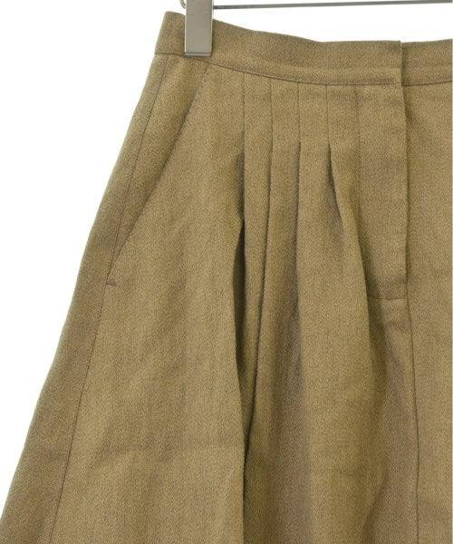 BURBERRY กระโปรงยาวถึงเข่า