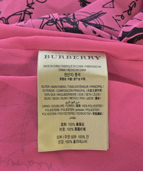 BURBERRY กระโปรงยาวถึงเข่า