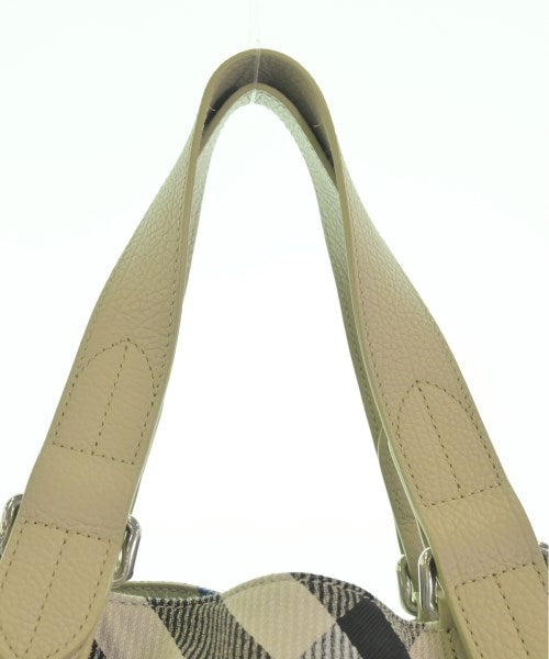 BURBERRY กระเป๋าถือขนาดใหญ่