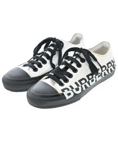 BURBERRY รองเท้าผ้าใบ