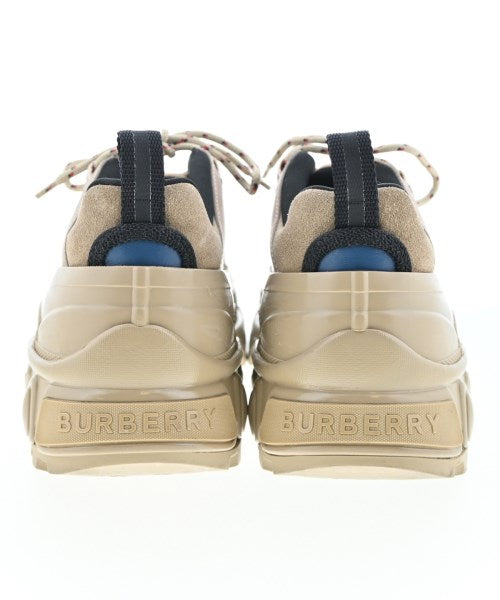 BURBERRY รองเท้าผ้าใบ