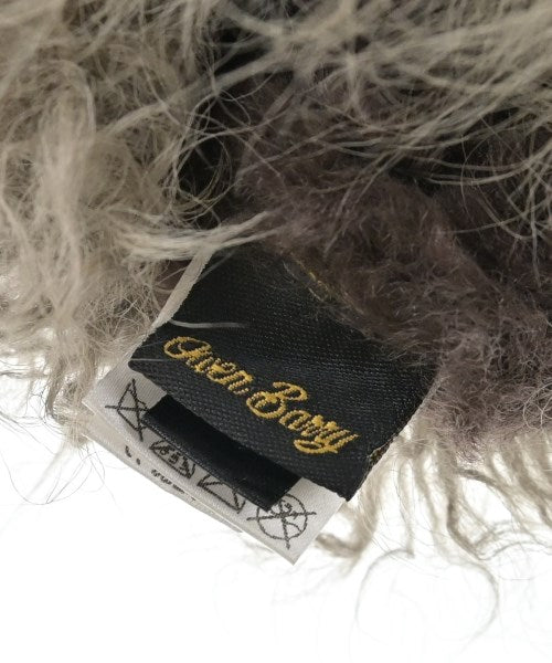 Owen Barry ถุงมือ