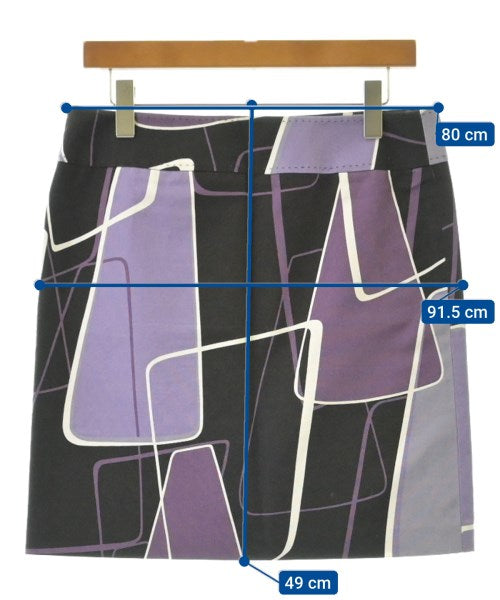 Max Mara กระโปรงสั้น