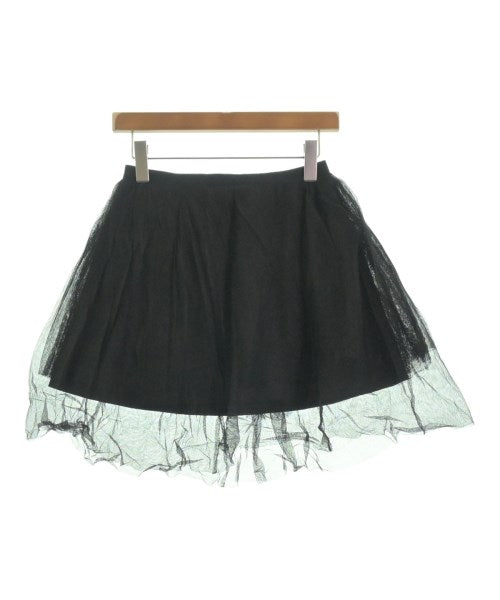 Christian Dior กระโปรงยาวถึงเข่า