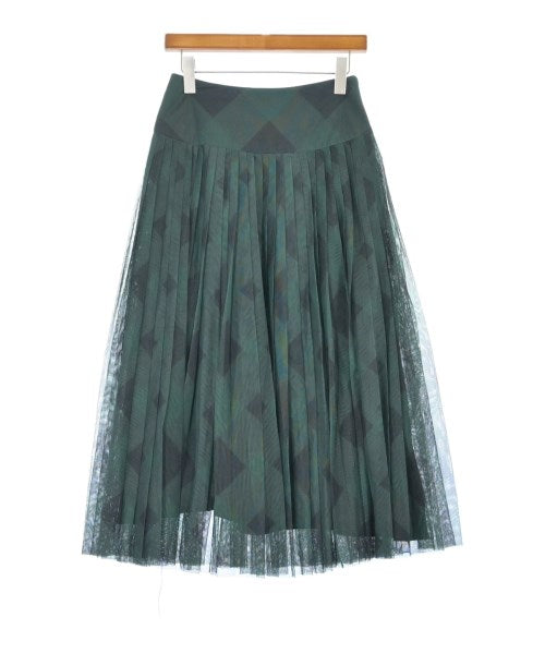 Christian Dior กระโปรงยาวถึงเข่า